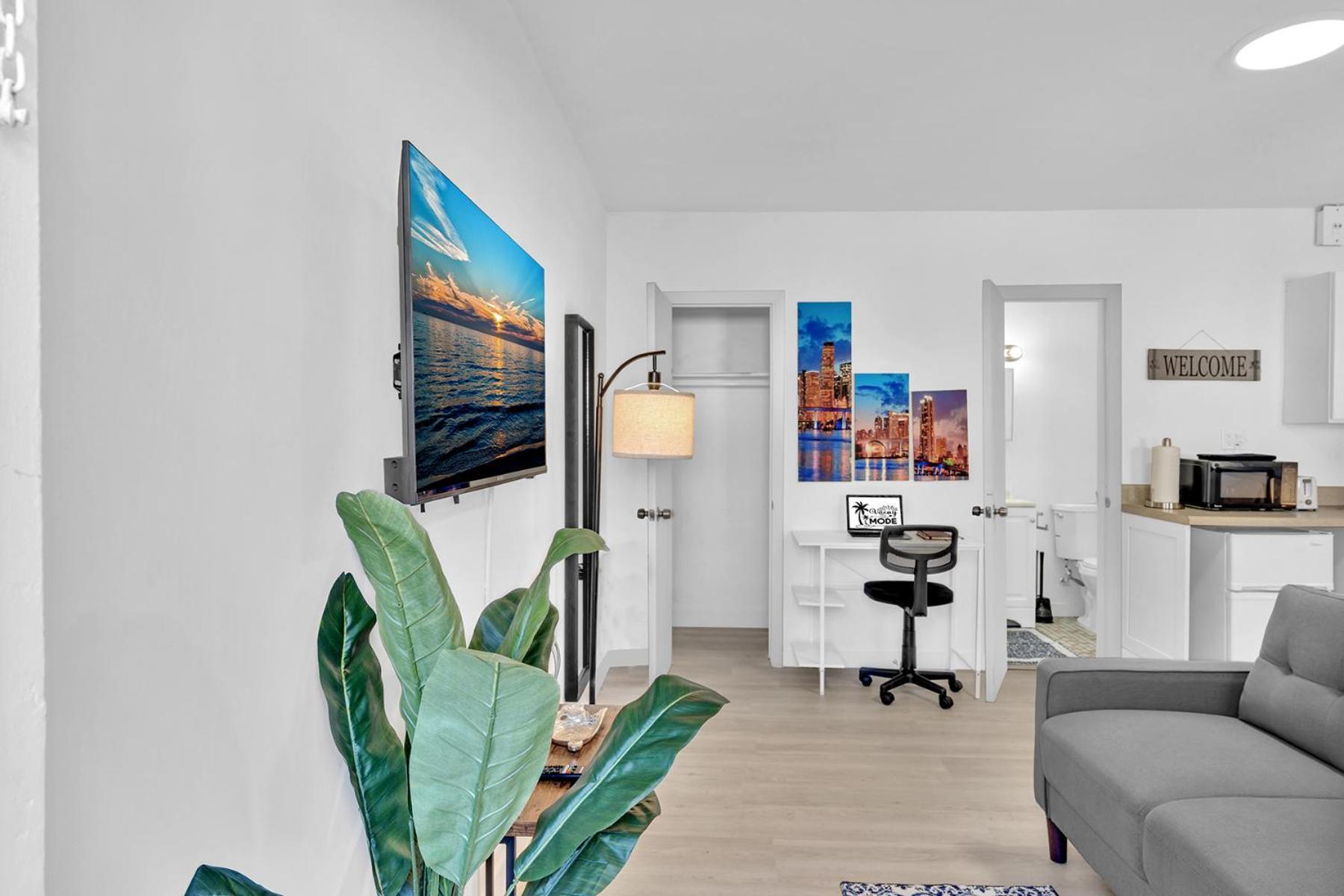 Young Circle & Hollywood Blvd Posh Studio Suite Ngoại thất bức ảnh