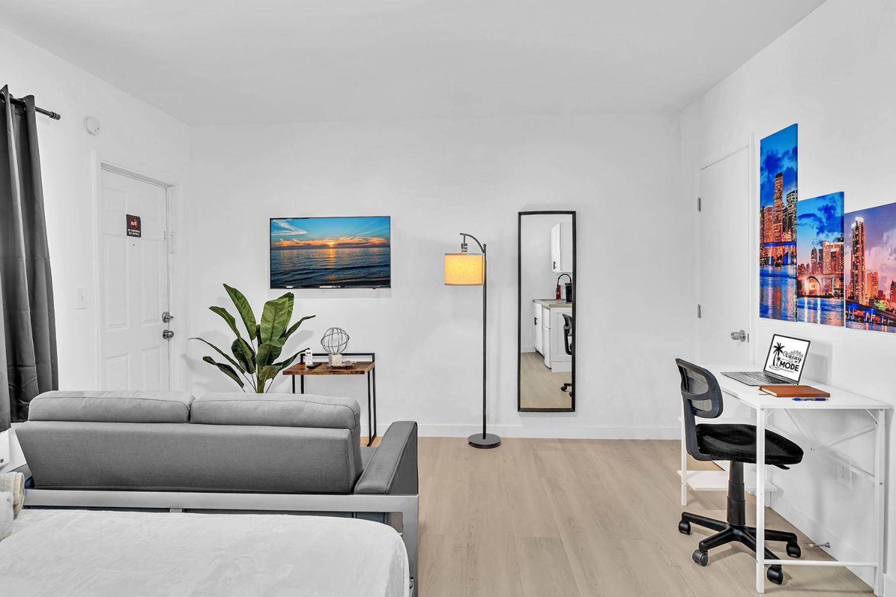 Young Circle & Hollywood Blvd Posh Studio Suite Ngoại thất bức ảnh