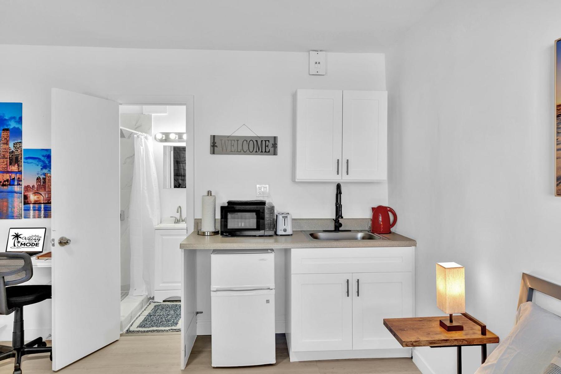 Young Circle & Hollywood Blvd Posh Studio Suite Ngoại thất bức ảnh