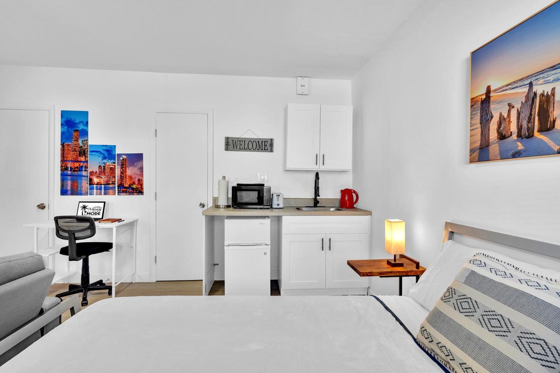 Young Circle & Hollywood Blvd Posh Studio Suite Ngoại thất bức ảnh